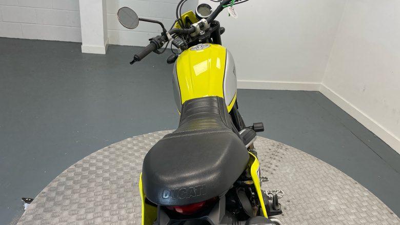 Ducati Scrambler Flat Track Pro (MY16)
